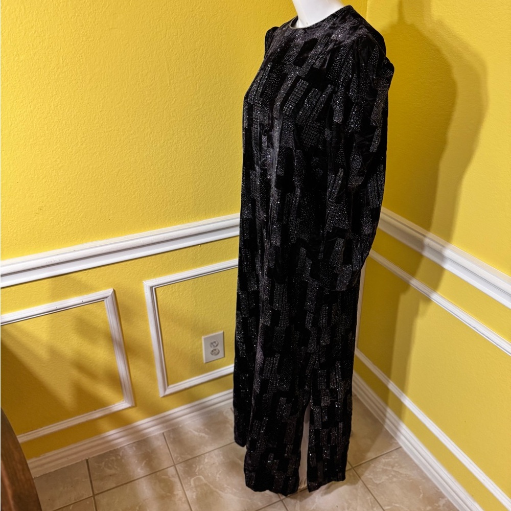 Neiman Marcus Black and Silver Patterned Dress - Picture 16 of 17
